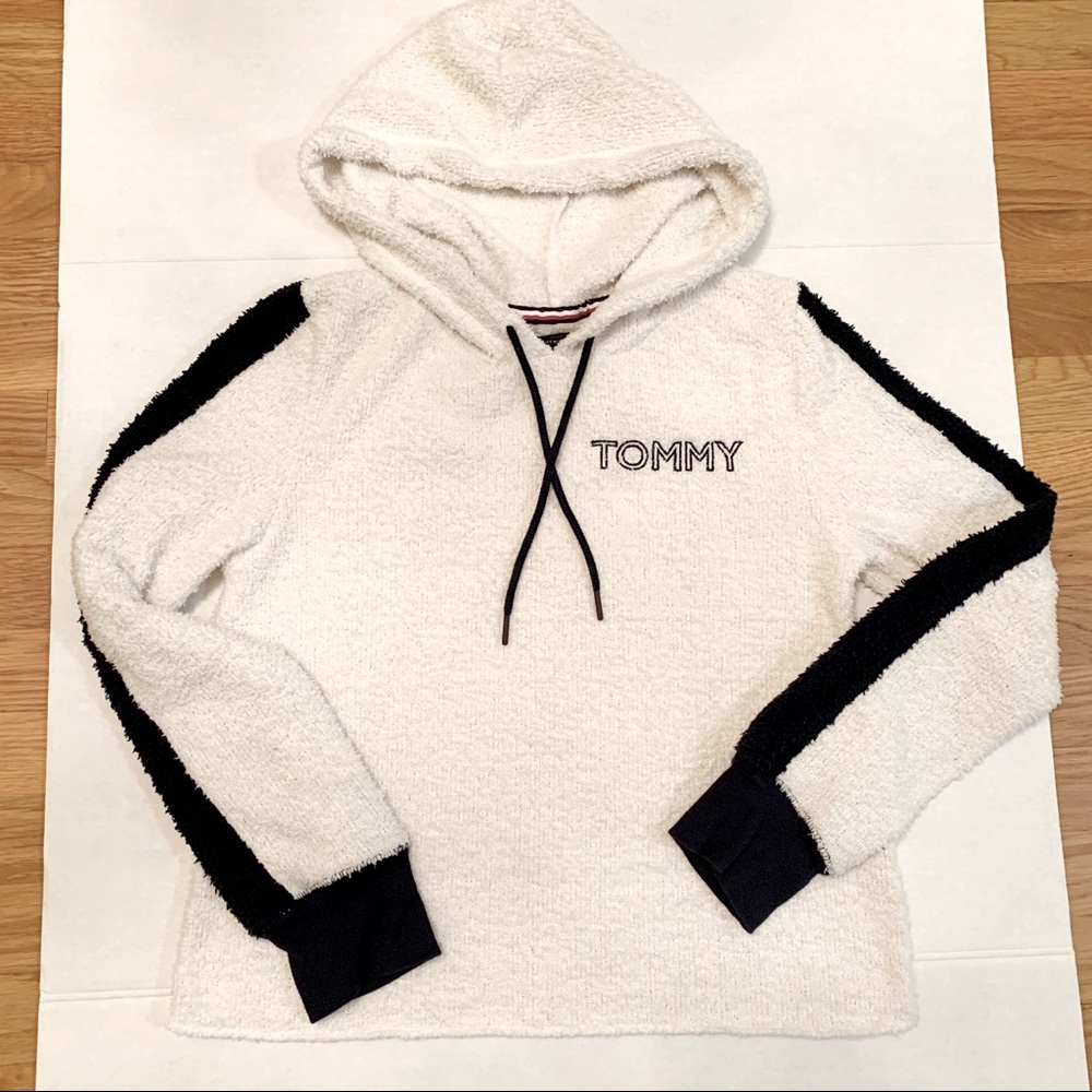 Tommy Hilfiger Crop Top Fuzzy Hoodie Sweatshirt M